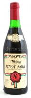 cca 1980 Pannonvin Villányi Pinot noir bontatlan palack vörösbor.