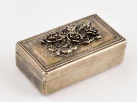 Rózsás fém ékszertartó, belül bélelt, 5,5x9x3 cm