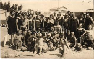 1931 Grado, bathing people on the beach. photo