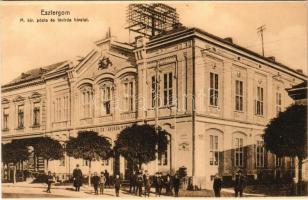 Esztergom, M. kir. posta és távirda hivatal, üzlet. Tatarek József kiadása