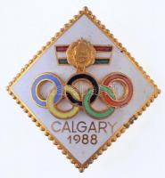 1988. Calgary aranyozott, zománcozott olimpiai jelvény (35x33mm) T:1-