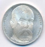 Németország 1993J 10M Ag "Robert Koch" T:1- Germany 1993J 10 Mark Ag "Robert Koch" C:AU Krause KM#181