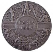 Franciaország 1937. VIIes JEUX UNIVERSITAIRES INTERNATIONAUX - CIE / PARIS 1937 ezüstözött, kétoldalas, peremén jelzett Br emlékérem (50mm) T:2 ph. France 1937. VIIes JEUX UNIVERSITAIRES INTERNATIONAUX - CIE / PARIS 1937 silver plated double-sided, silver plated Br commemorative medallion (50mm) C:XF edge error