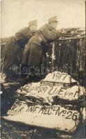 1916 Boldog Újévet 1917! Cs. és kir. 26. gyalogezred újévi üzenete a lövészárokból / WWI Austro-Hungarian K.u.K. military, K.u.K. 26th Infantry Regiment's New Year greetings from the trenches, soldiers with guns. Photograph-Atelier des k.u.k. Inf. Reg. Schreiber No. 26. photo (EK)