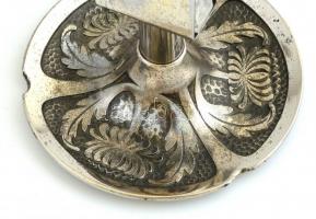 Öntöttvas gyufa-és gyertyatartó, m: 12 cm, 20 cm