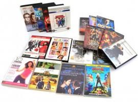 19 db DVD és CD (játékfilmek, számítógépes játékok)