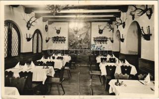 1944 Budapest I. Vörösbéka söröző és étterem, belső. Krisztina körút 109. (fa)