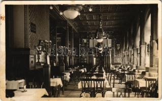 Budapest VIII. Baross kávéház és étterem, belső. Kallós Oszkár udvari fényképész kiadása (fa)