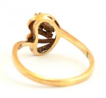 Arany (Au) 10K gyűrű, kövekkel, jelzett, méret: 54, bruttó: 2,2 g