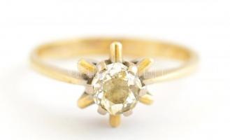 Arany (Au) 18K gyűrű, kővel, jelzett, méret: 51, bruttó: 2,7 g