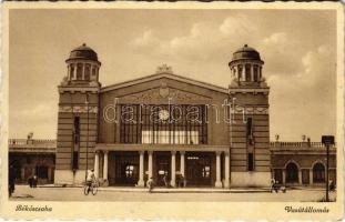 1944 Békéscsaba, Vasútállomás, kerékpáros (EK)
