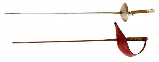 cca 1930-1940 2 db törvívó kard, h: 69 cm, 73 cm