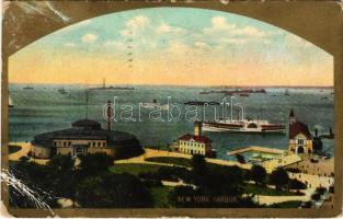 1911 New York, Harbor, steamships (EB)