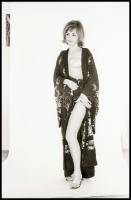 cca 1971 A hölgyek vetkőzésének művészete, több fotómodell közreműködésével, eltérő időpontokban kés...