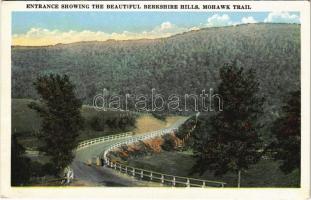 Massachusetts, Mohawk trail, entrance showing the beautiful berkshire