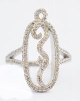 Ezüst(Ag) apró kövekkel díszített modern gyűrű, jelzett, méret: 52, bruttó: 4,91 g