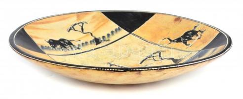 Afrikai zsírkő tányér, kézzel festett, felületi repedésekkel, kopásokkal, d: 30 cm