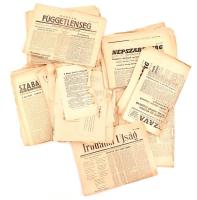 1956 röplapokon, újságokban. Nagy gyűjtemény a forradalom sajtójából. Kb 20 db közvetlenül a forradalom alatti újság, plusz még 20 előtte, utána, kb 20 db röplap, falragasz, kiáltvány, egy forradalmi vonatkozású magánlevél