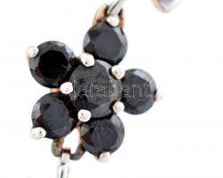 Ezüst(Ag) virágos nyaklánc, hematittal, jelzett, h: 48 cm, bruttó: 22,73, g