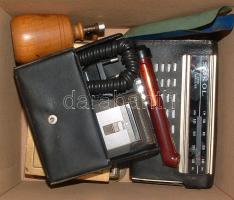 5 darabos szocreál tétel: benne régi villanyborotva, Sokol rádió stb