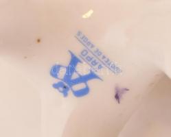 Román porcelán madár, kézzel festett, jelzett, kis kopásnyomokkal, m: 15,5 cm