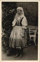 Érsekcsanádi menyecske, magyar folklór / Hungarian folklore, young woman from Érsekcsanád