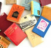 30 db minikönyv tétel, közte: Tevan Andor: A könyv évezredes múltja, Kovács Margit kiskönyve, József...