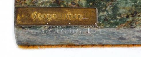 Varga Imre (1923-2019): Niobe. Bronz, márvány talapzaton. Jelezve névtáblával a talapzaton. m: 16 cm