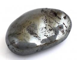 Hematit csiszolt ásvány, 3×2 cm
