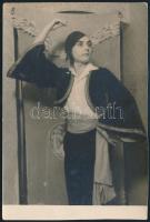 cca 1920-1930 Fiatal jelmezes hölgy, fotólap, 13×8,5 cm
