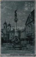 1934 Székesfehérvár, Püspök kút, üzlet. Ezüstös fóliás képeslap (EK)