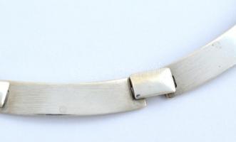 Ezüst(Ag) íves glídes karkötő, jelzett, h: 21 cm, nettó: 12,9 g