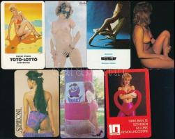 12 db nőket ábrázoló, részben erotikus kártyanaptár