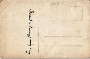 1919 Balatonberény, strandolók a parton korabeli fürdőruhában. photo  (EB)