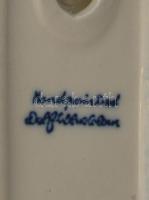 Delft holland kékfestéses csókot váltó porcelán gyerekpár figura, jelzett, m: 12 cm