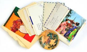 Vegyes levelezőlapok, nyomtatványok, benne néhágy aláírás: Neoton familia Japánból, Karda Bea, Pál Éva a Neoton tagja.