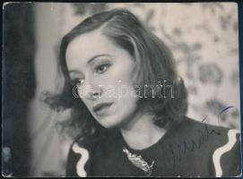 Muráti Lili (1912-2003) színésznő aláírása az őt ábrázoló képen