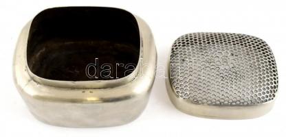 Keleti fém füstölő edény, áttört fedéllel, hiányos, 11,5×10,5×7 cm