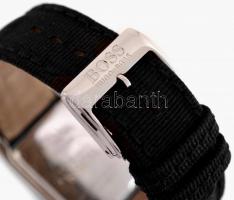 Hugo Boss kvarc karóra, eredeti szíjjal, új elemmel, működő, jó  állapotban