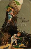 Boldog Újévet! / New Year greeting art postcard, dwarves in the gold mine, clovers. Emb. litho (szakadás / tear)