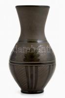 Kováts Lajos fekete mázas kerámia váza, jelzett, kézzel festett, hibátlan. m: 19 cm