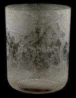 Fácános pohár. Formába öntött, egy kis apró csorbával. d: 7 cm, m: 9 cm