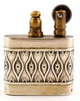 Ezüst borítású öngyűjtő kézzel készített. 4x5 cm