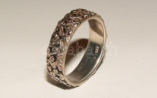 Női ezüst karikagyűrű