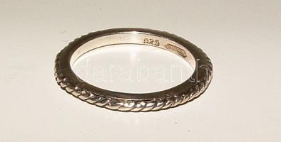 Női ezüst karikagyűrű