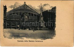 Roma, Rome; Facciata della Stazione ferroviaria / railway station, monument (EK)