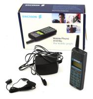 Ericcson A1018 mobil telefon eredeti dobozában, tartozékokkal, leírással, régi garanciával