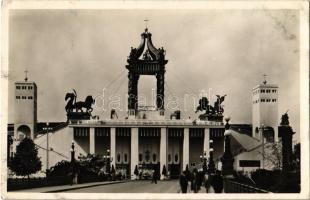 1938 Budapest XXXIV. Nemzetközi Eucharisztikus Kongresszus főoltára / 34th International Eucharistic Congress, main altar (EK)