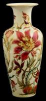 Zsolnay virág mintás váza, kézzel festett, jelzett (Zsolnay Hungary jubileum 150), hibátlan. M: 27 cm