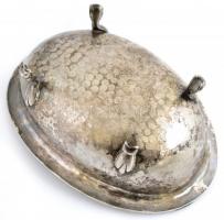 Ezüst(Ag) ovális kalapált kínáló tálka, jelzett, 11,5x8 cm, nettó: 74 g